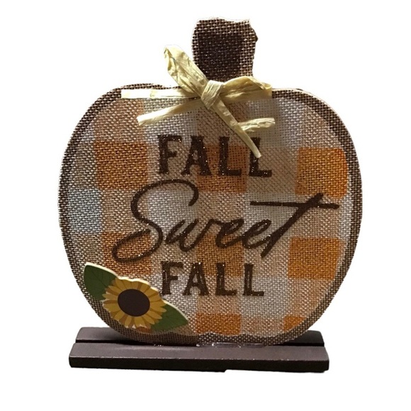 NWT Wood Harvest Pumpkin “ Fall Sweet Fall Friends “ Signs / Plaque - Picture 1 of 3